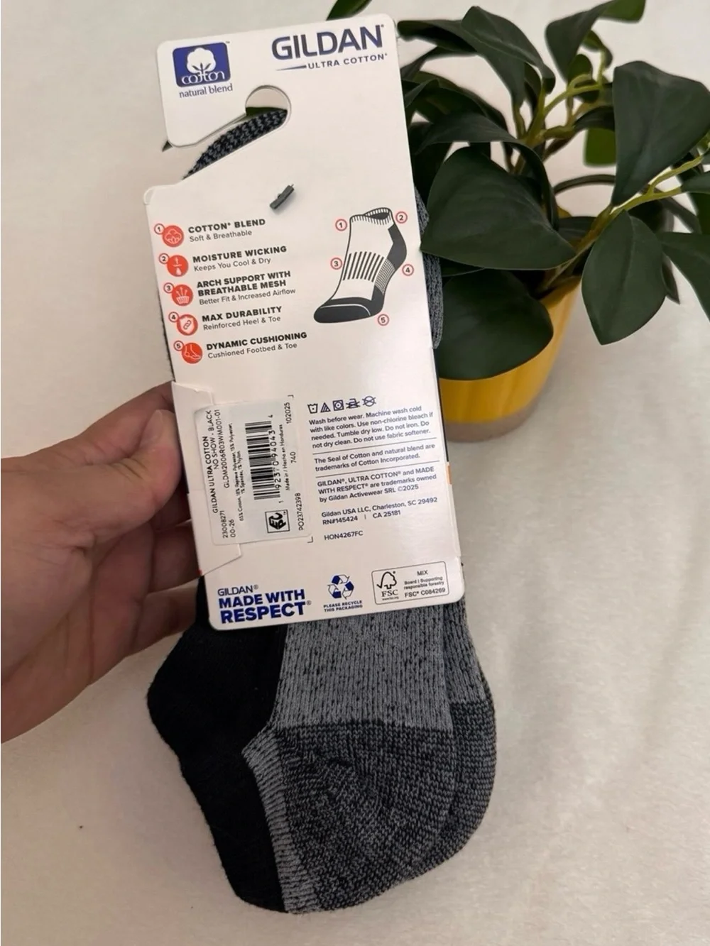 Gildan Men's Ultra Cotton No Show Socks Black, 3 Pack